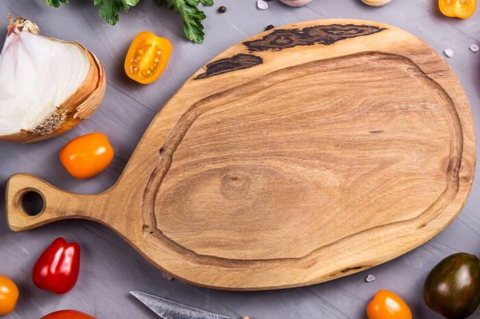 Producent desek do krojenia – jak powstają nowoczesne deski kuchenne?